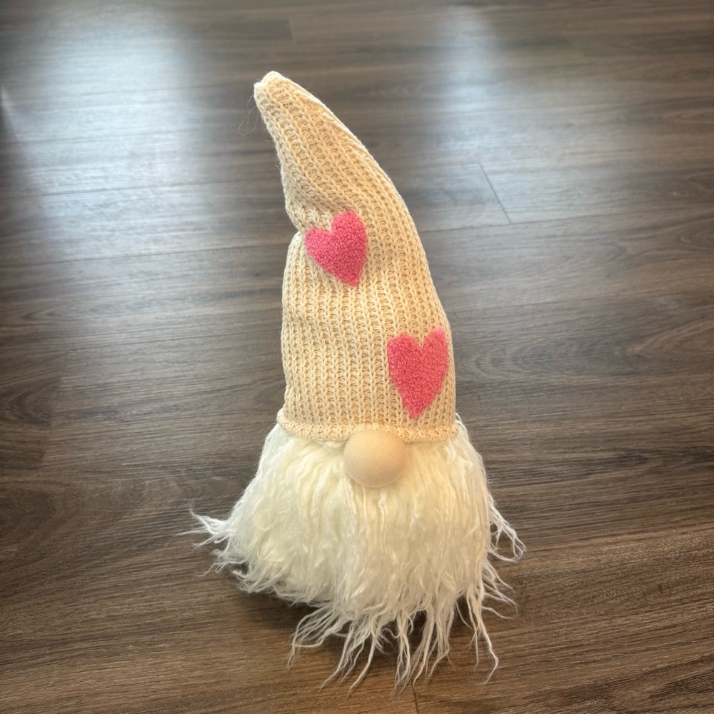 Valentine’s Heart Gnome